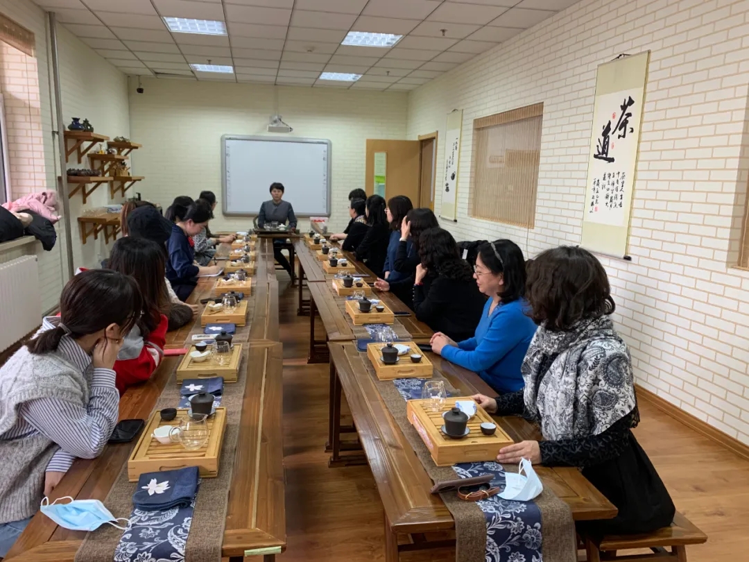 “与时代共振 展女性芳华” 省妇儿中心开展喜迎“三八”国际妇女节特别活动